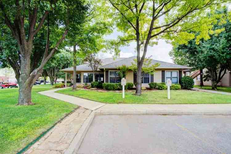 Countryside Village Apartments 9516 S Shields Blvd, Oklahoma City, OK