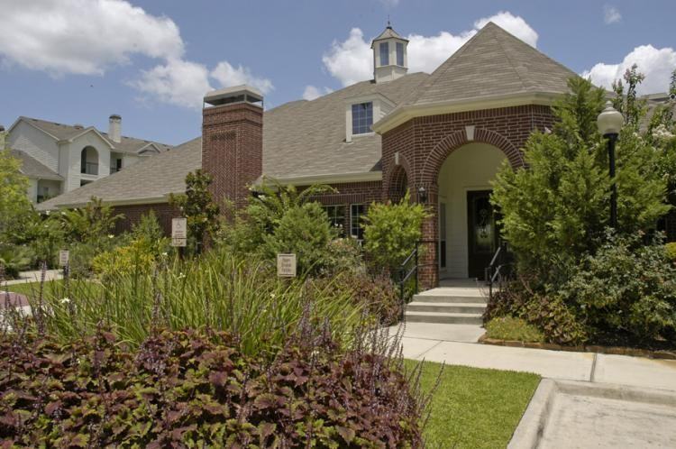 The Lakes at Westview Apartments - Photo 2 of 26