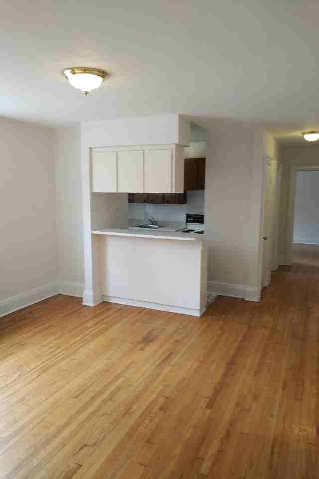 70 Gloucester Street - Photo 3 of 8