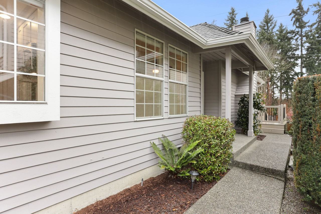 13324 Ne 89th St - Photo 3 of 20