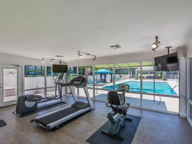 2323 E Flower St - Photo 3 of 25