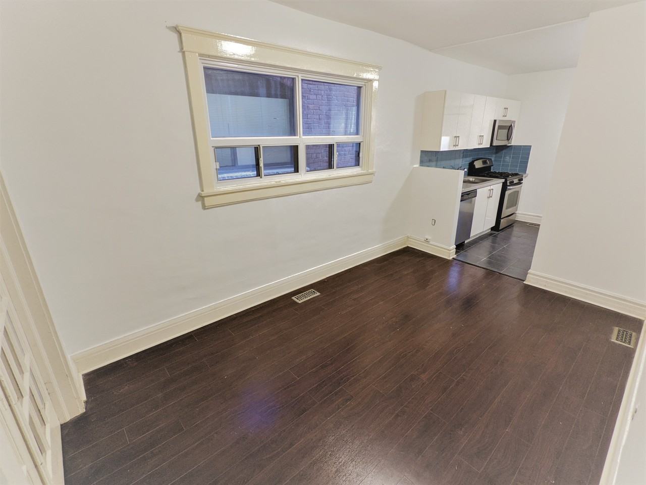 1068 Shaw Street - Photo 6 of 13