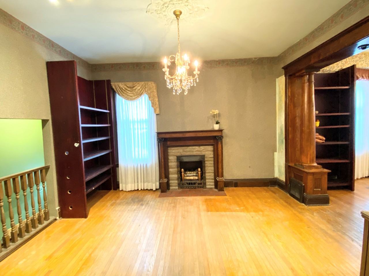 398 Main Street East - Photo 2 of 19