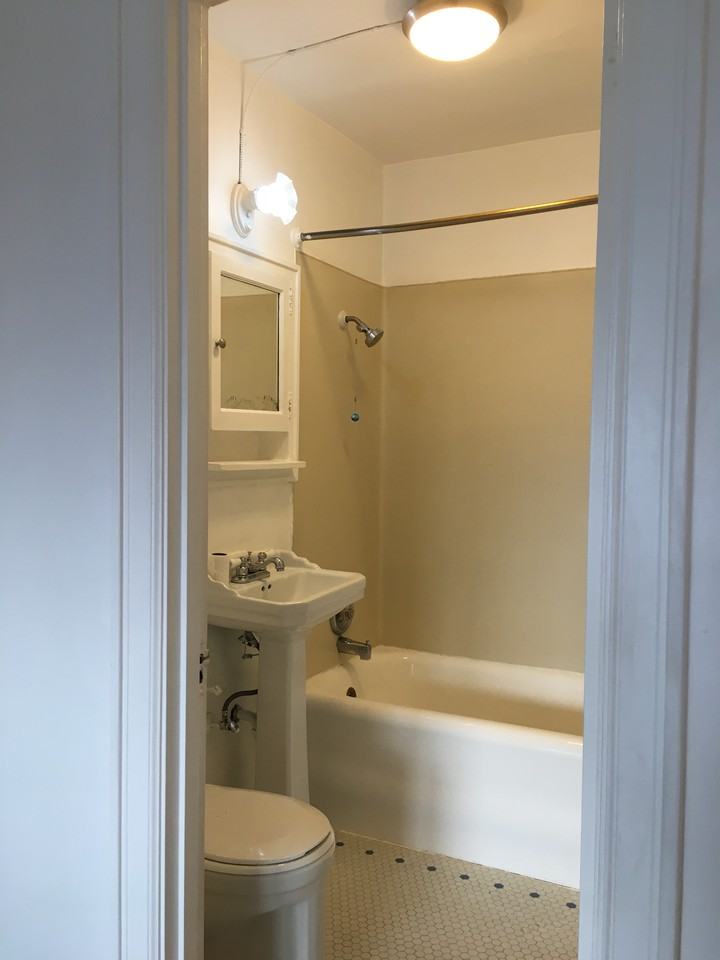 The DD Culp Apartments - Photo 3 of 8