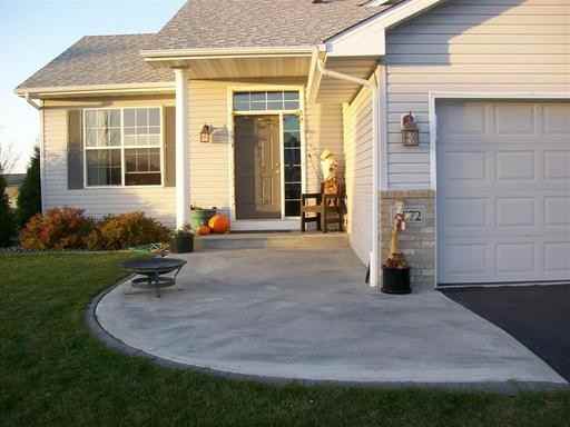 4672 Mayfield Ave NE - Photo 2 of 3