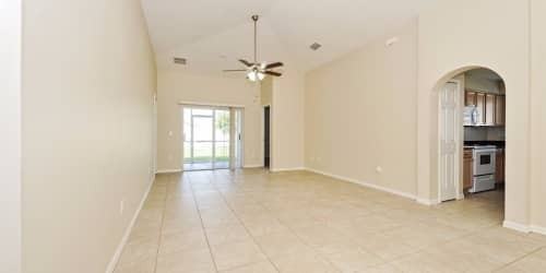 27711 Sugar Loaf Dr - Photo 2 of 19