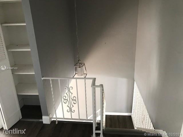 4163 SW 67th Ave - Photo 3 of 6