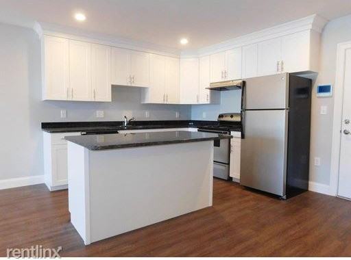 32 32 Harris St 212 - Photo 2 of 10