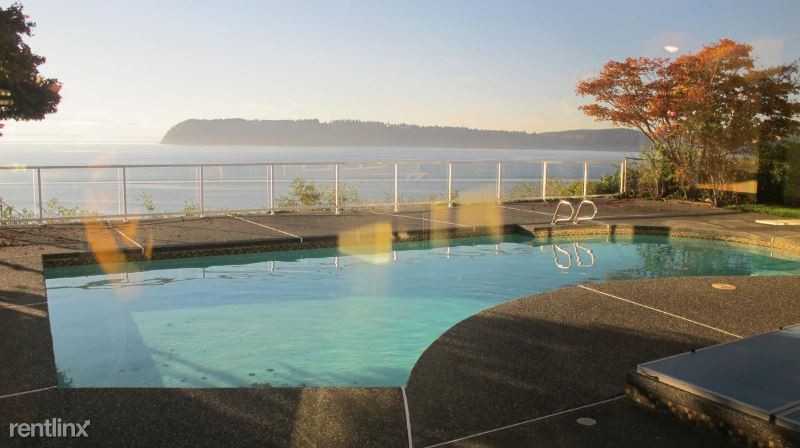 10702 Marine View Dr - Photo 3 of 19