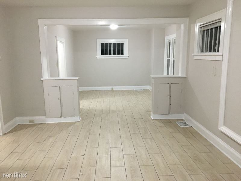 1011 64th St - Photo 2 of 22