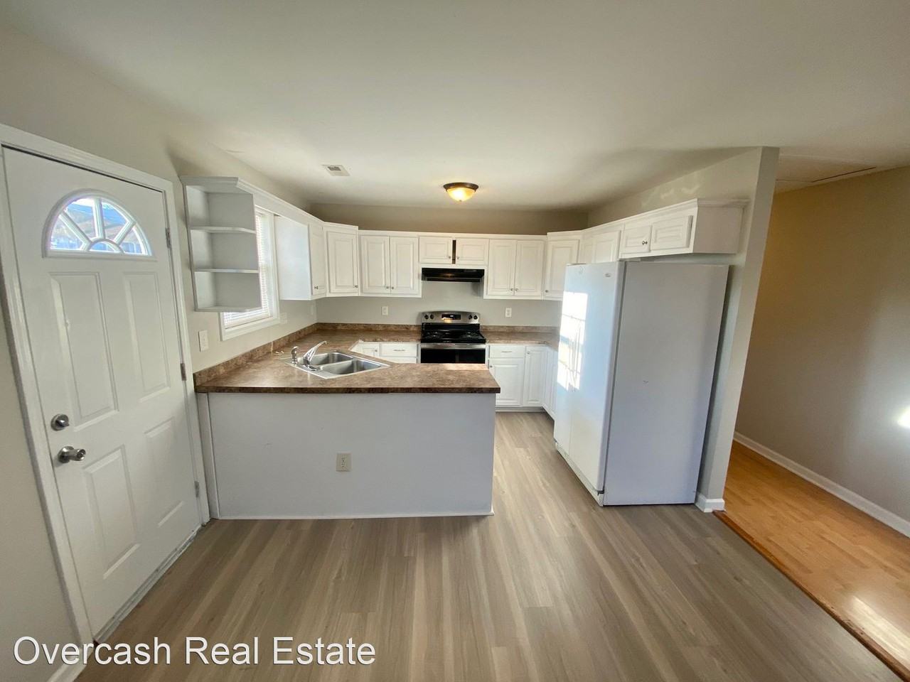 1110 Mason St - Photo 3 of 11