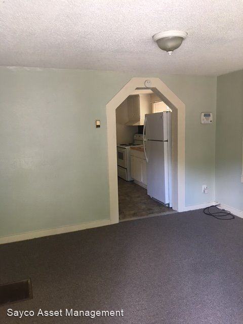 4925 30th Way N - Photo 3 of 9