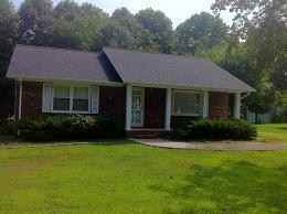 216 Eastwood Dr - Photo 2 of 8