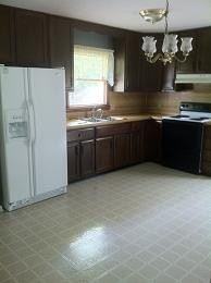 216 Eastwood Dr - Photo 3 of 8