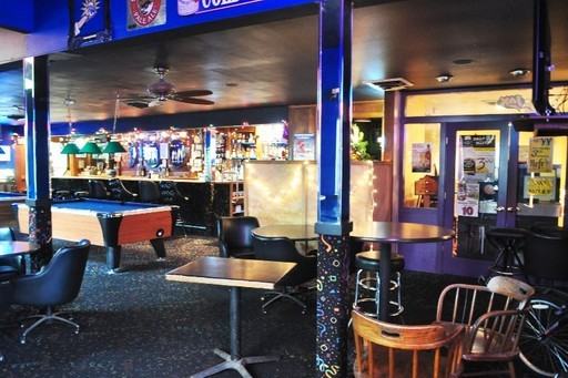 1073 Florence-Eugene Hwy - Photo 2 of 9