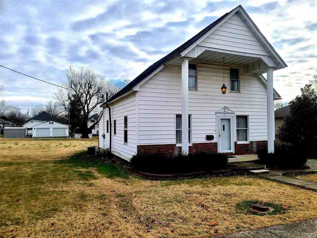 1005 Gent Ave - Photo 2 of 20