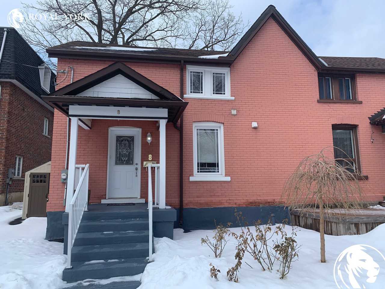 8 Market St - Photo 2 of 21