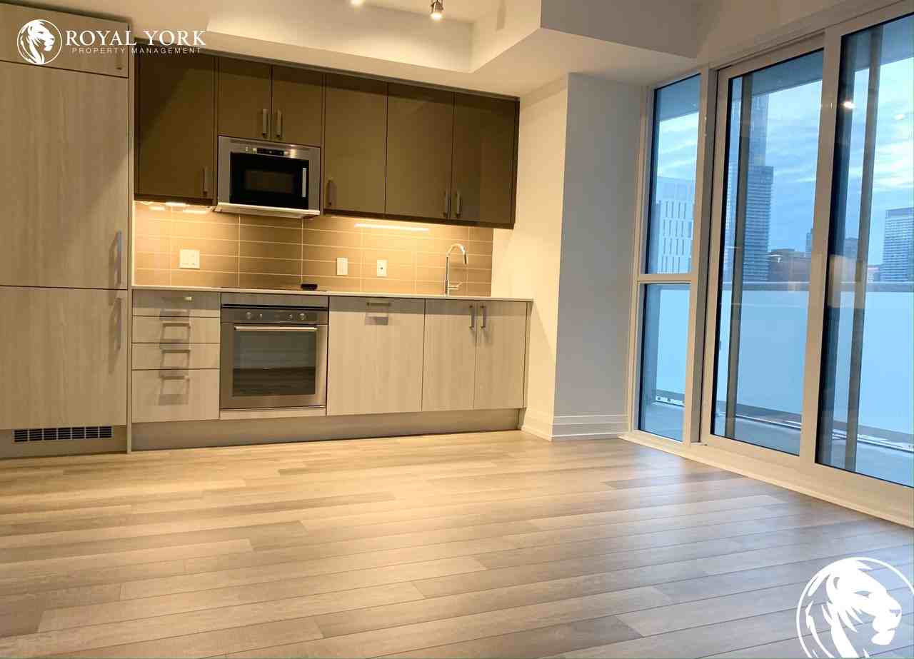 77 Mutual St #2509 - Photo 2 of 17