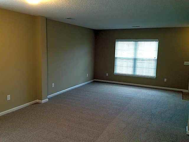 132 Wildberry Ln - Photo 3 of 12