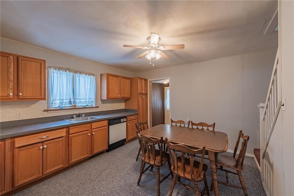 465 Spring Street - Photo 2 of 4