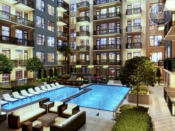 815 W 47th St - Photo 7 of 8