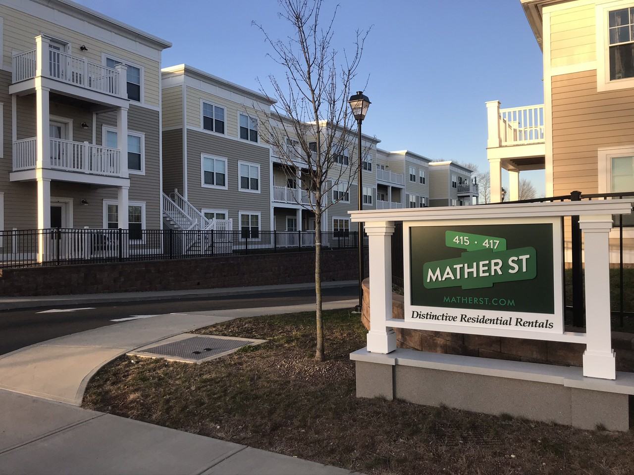 415417 Mather Street Apartments 415 Mather Street, Hamden, CT 06514