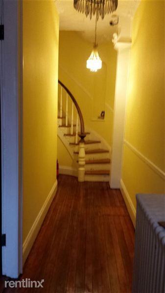 1700 Bolton St - Photo 3 of 10