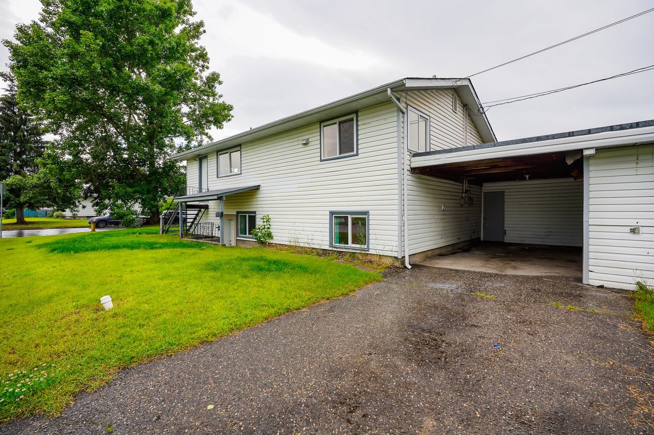 Douglas Street - Photo 2 of 12