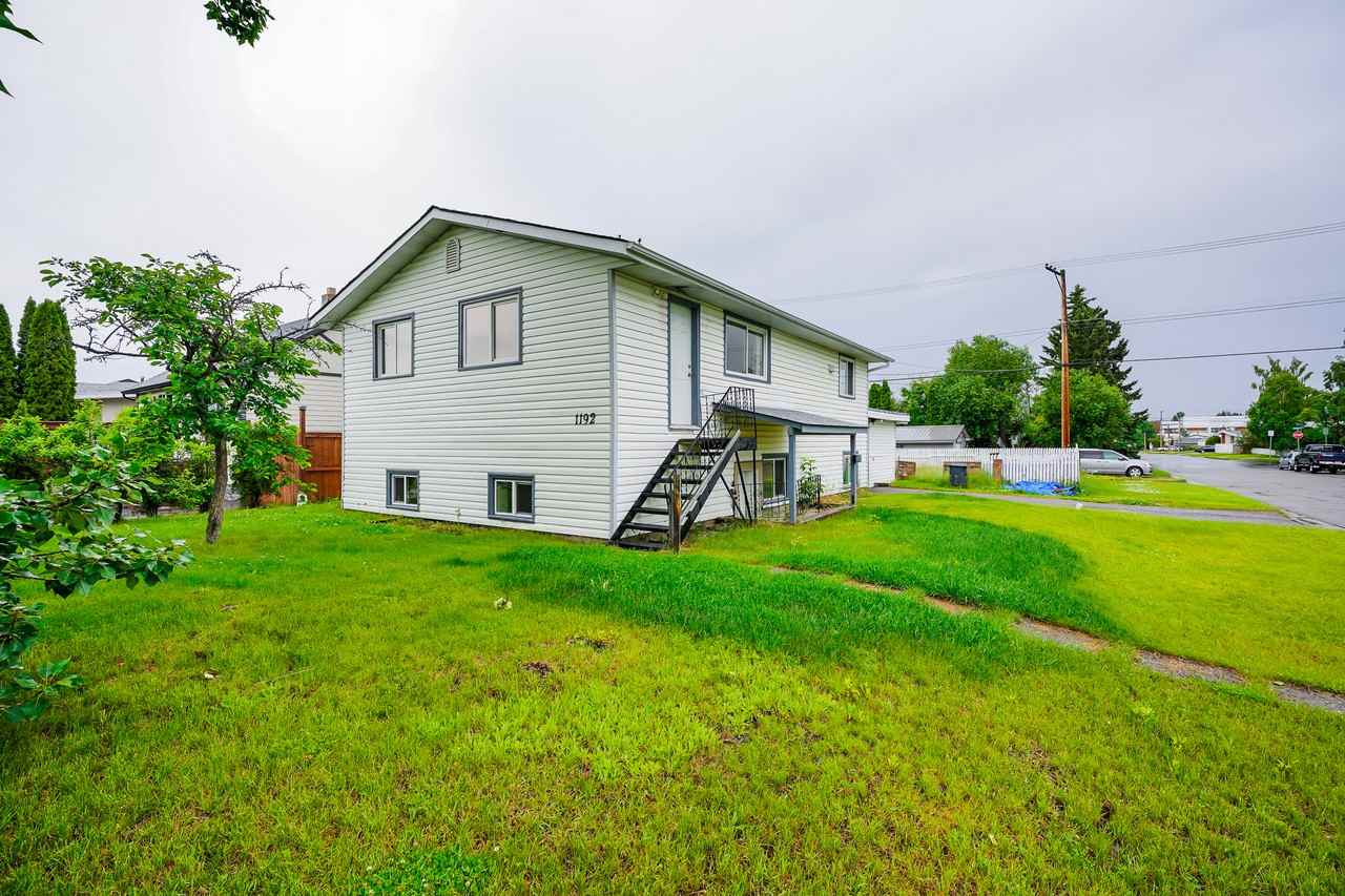 Douglas Street Apartments in East Central Fort Prince