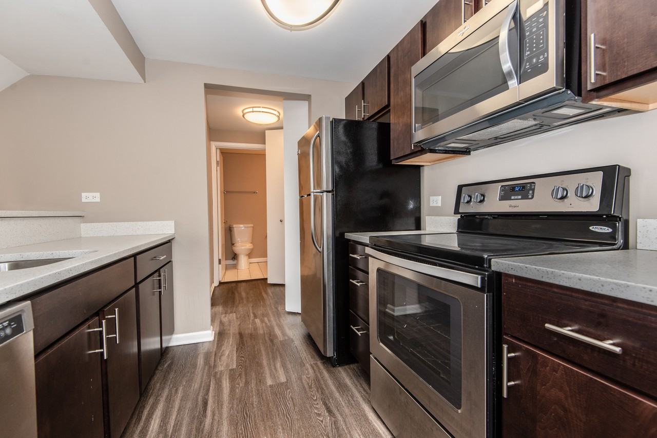 1800 North Halsted - Photo 3 of 36