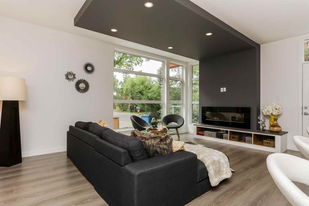 12616 108 Ave Nw - Photo 3 of 11