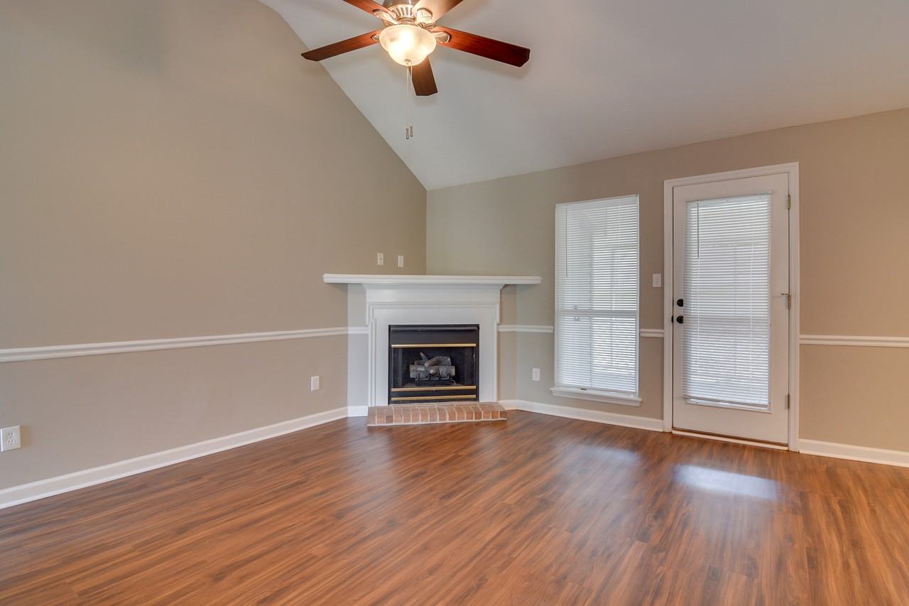 3614 Cullen Dr #1 - Photo 5 of 20