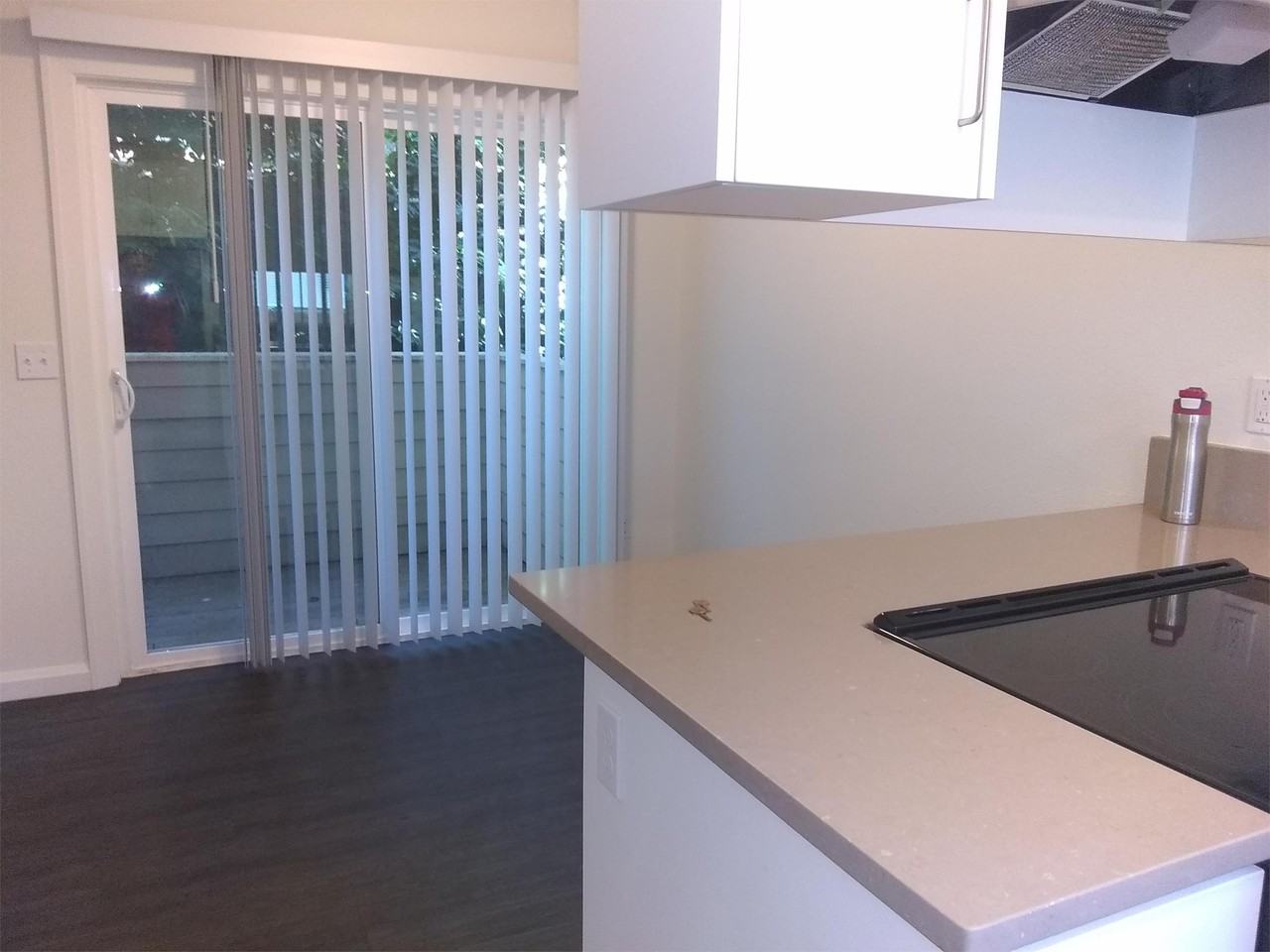 3105 Sw Barbur Blvd #10 - Photo 2 of 11