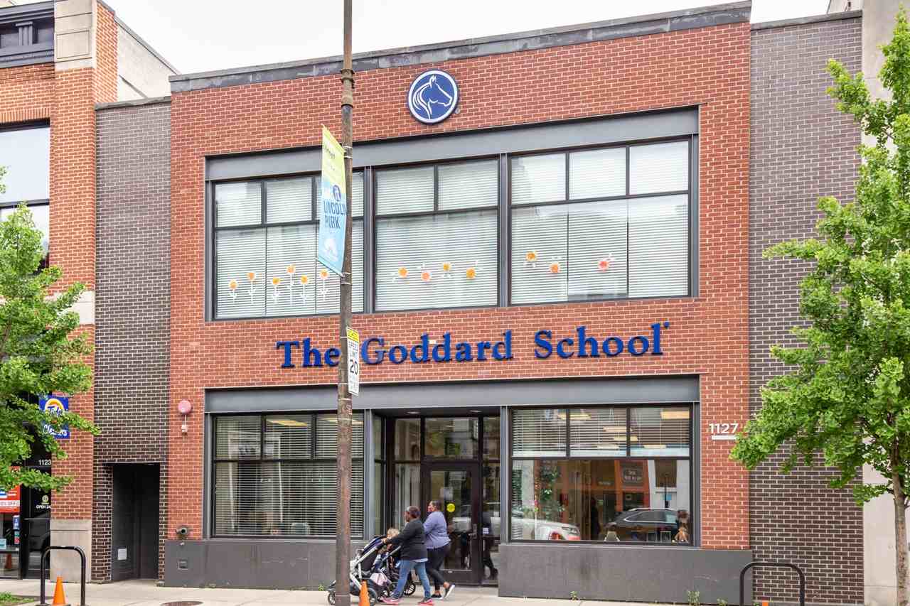 1932 N Bissell - Photo 3 of 20