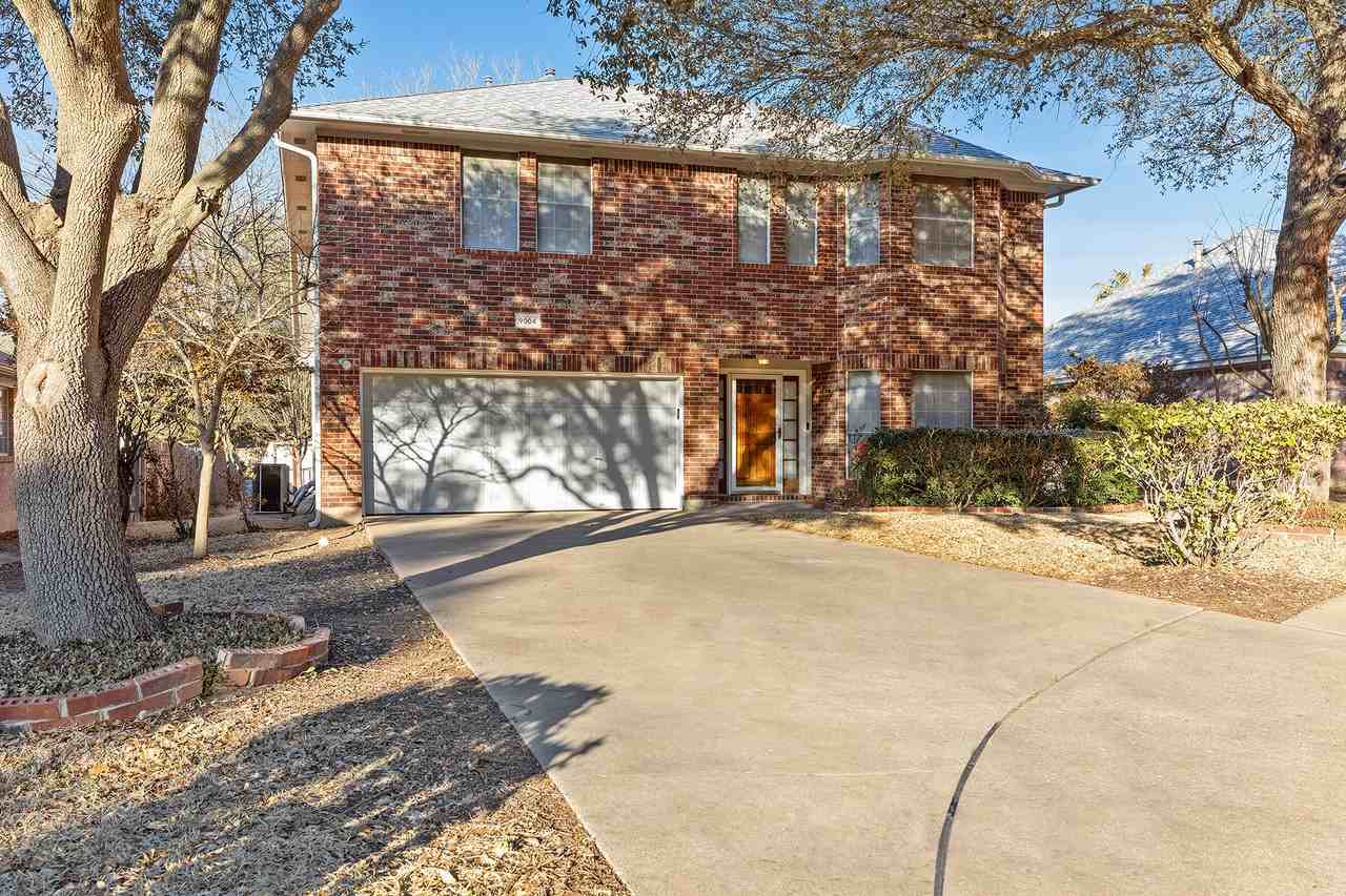 9004 Brimstone Ln - Photo 3 of 25