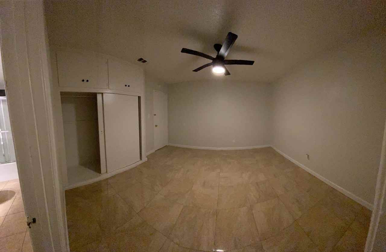 2845 Blackstone Avenue - Photo 2 of 5