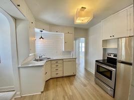 featured image of 1524 West Clark Street #1