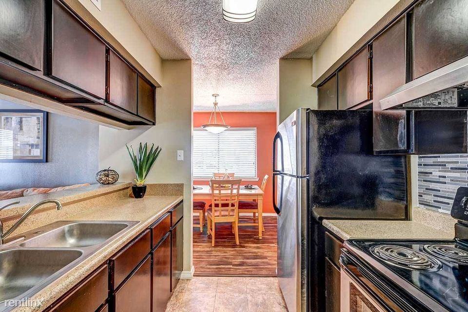 410& Perrin Beitel - Photo 2 of 4