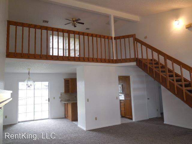 3908 Sparkle St - Photo 3 of 25