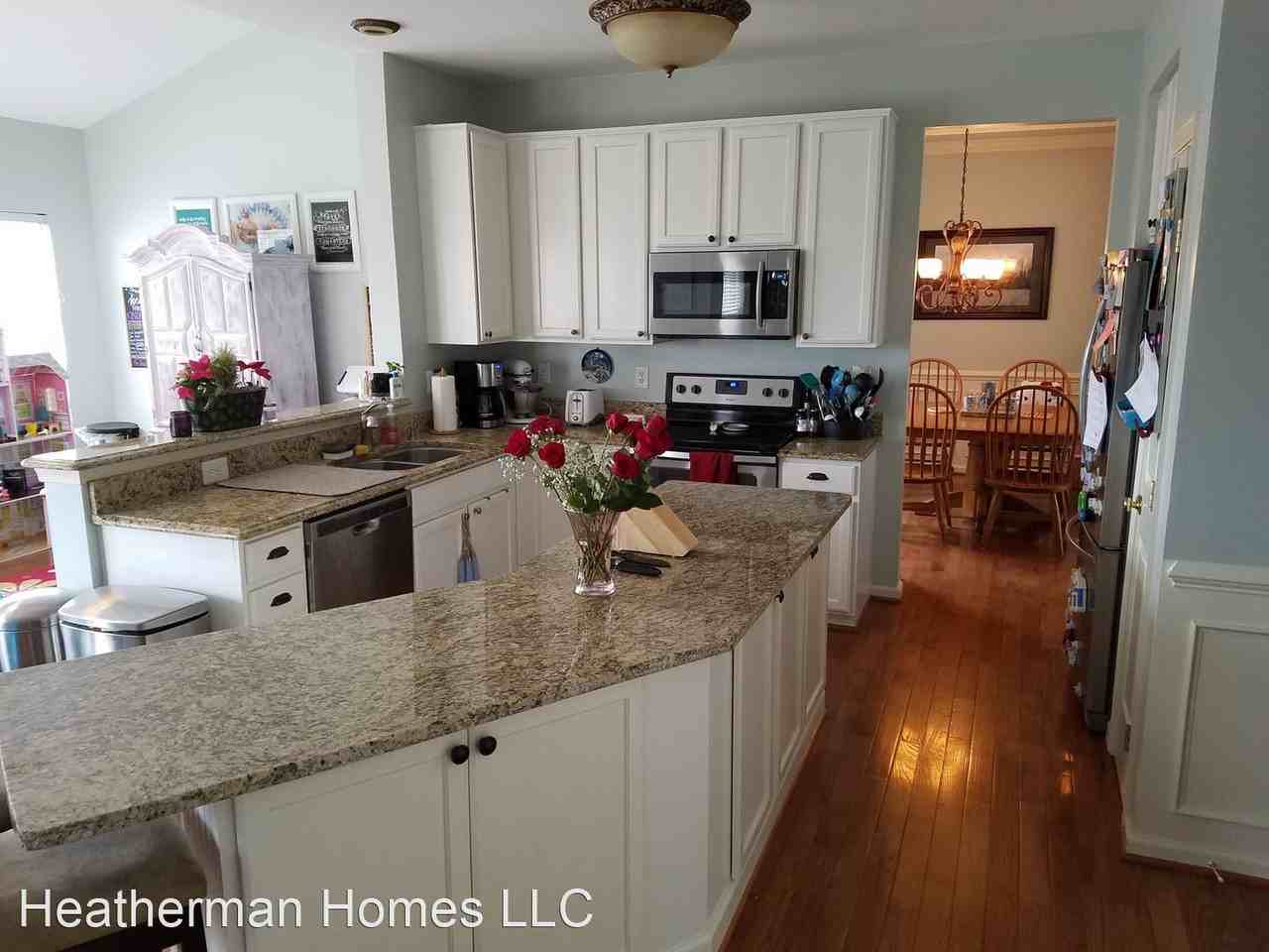 6 Colechester Ct - Photo 3 of 19