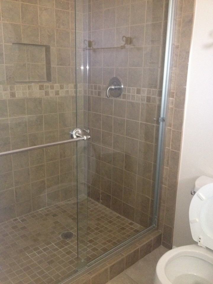 2040 S La Rosa Dr - Photo 2 of 8