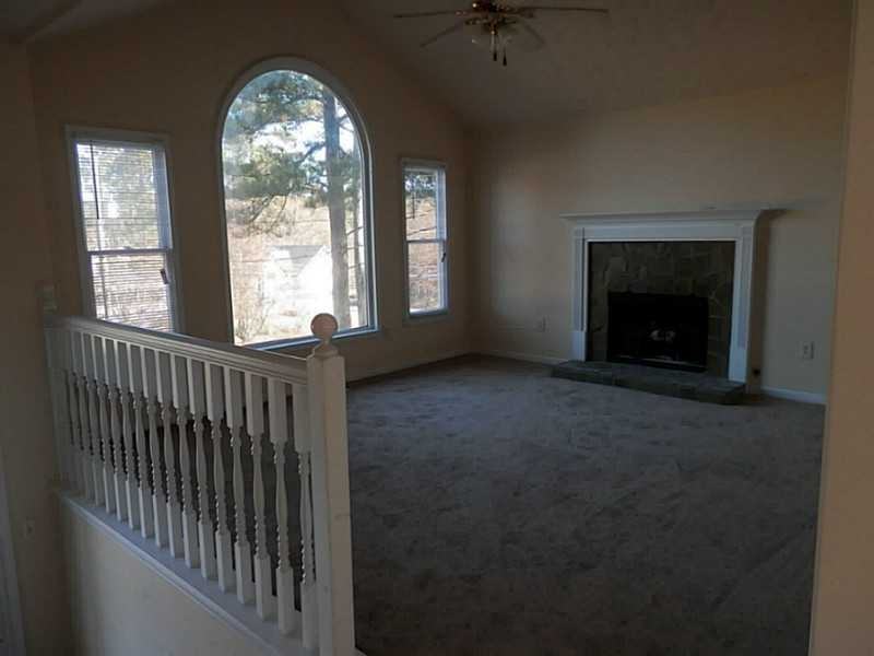 170 Oak Landing Dr S - Photo 3 of 16