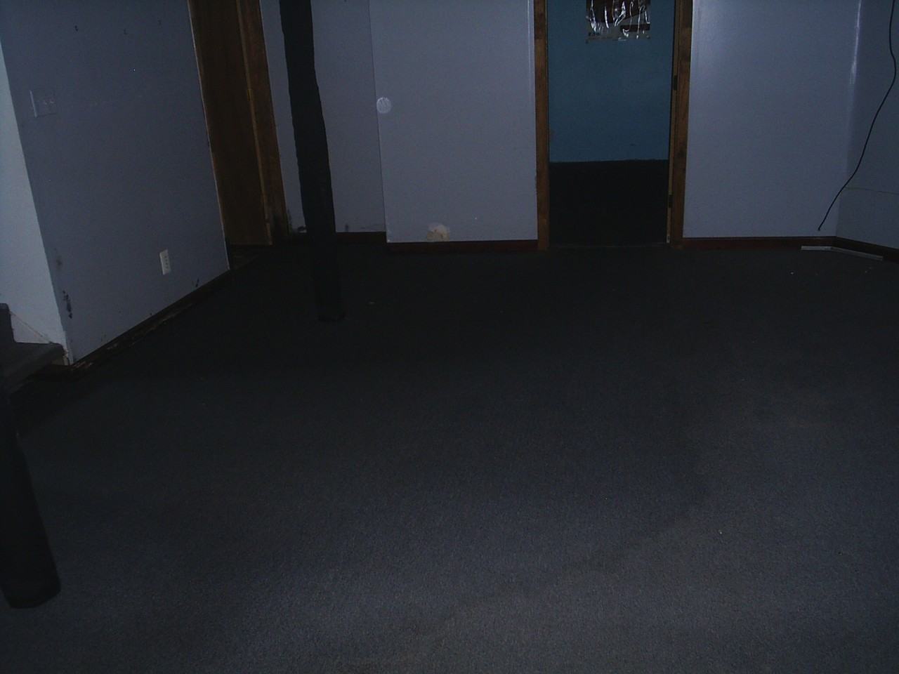 21103 W Outer Dr - Photo 2 of 5