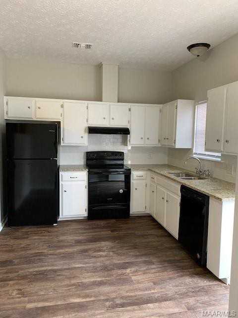 111 Cedar Ct - Photo 3 of 9
