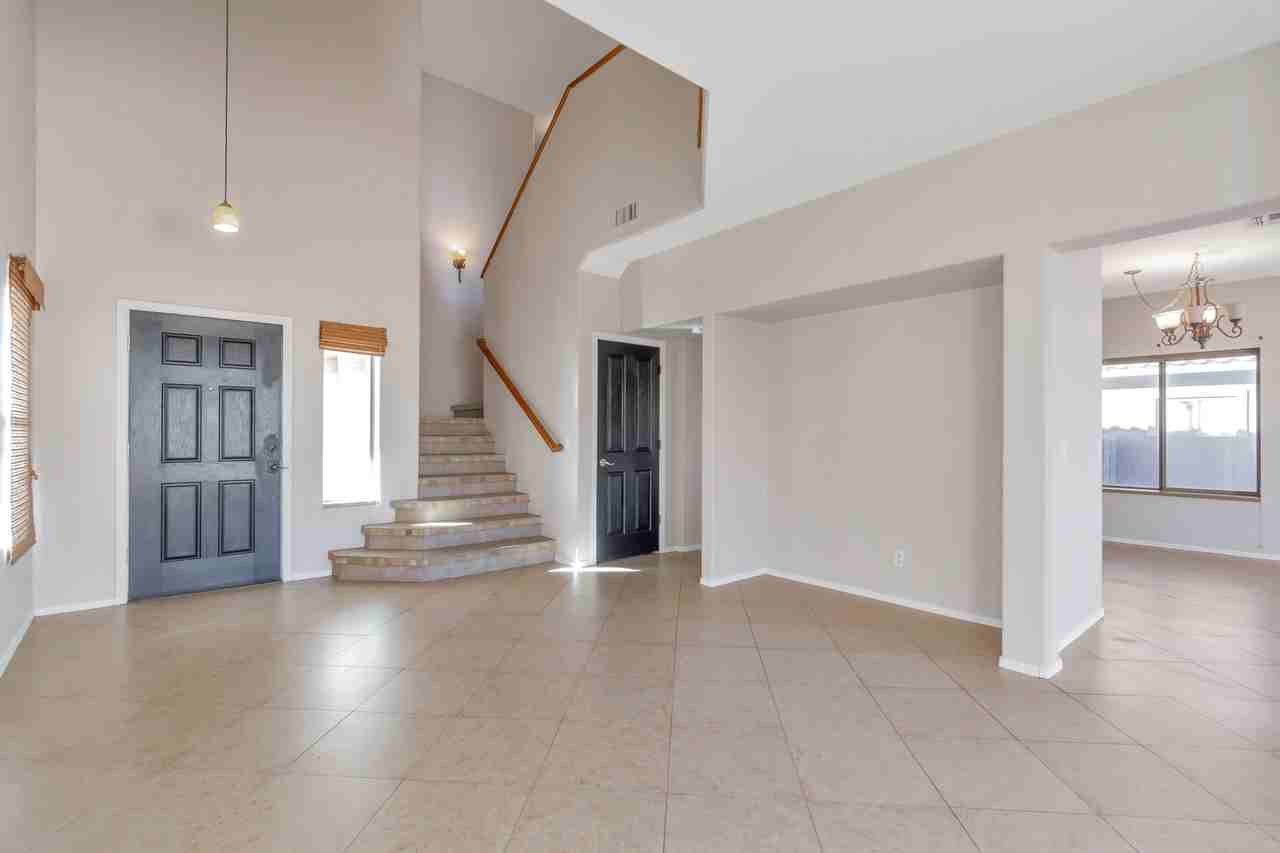 11942 W Heyburn Dr - Photo 6 of 25