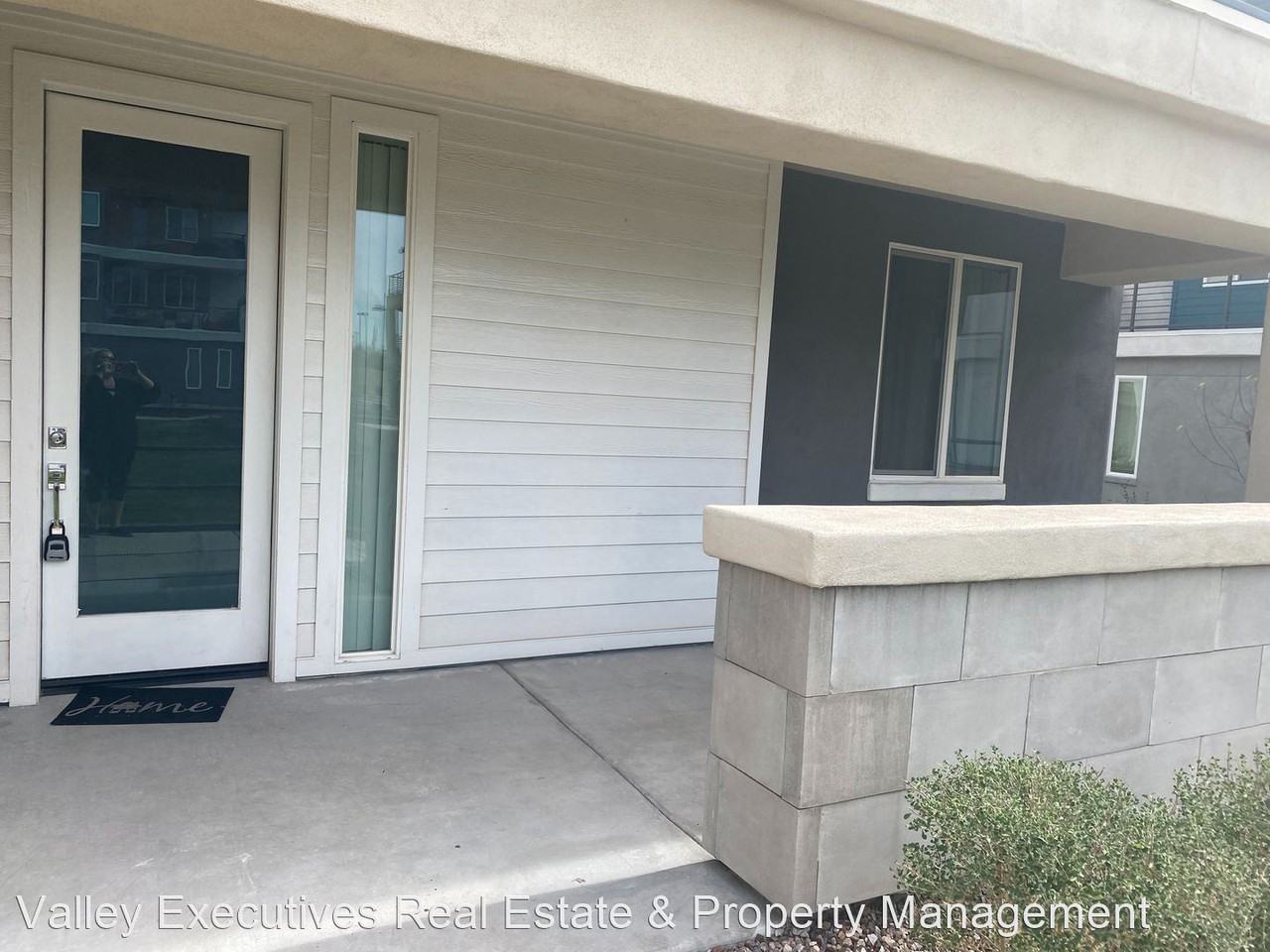 1250 N Abbey Ln #184