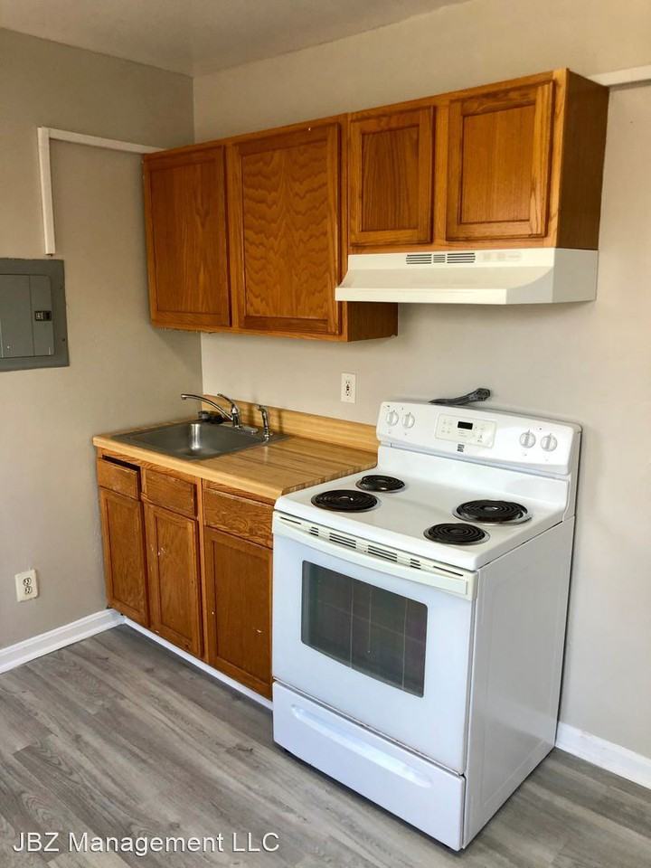 28 E 25th street - Photo 2 of 22