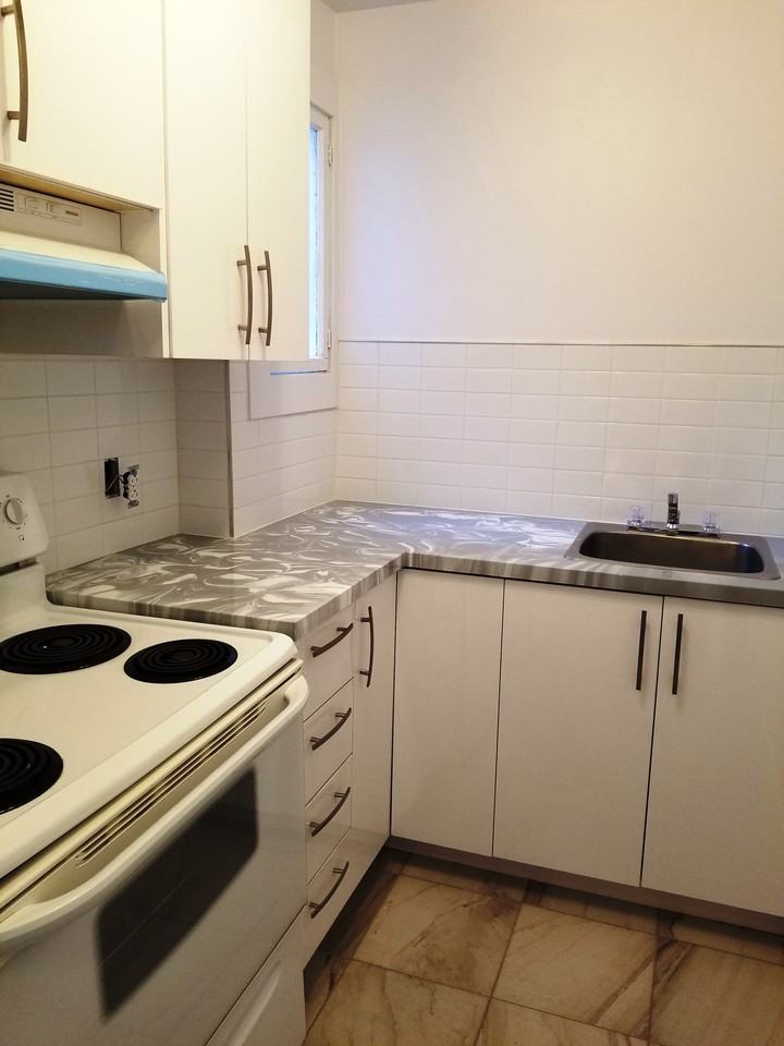 2875 Avenue Ekers #3 - Photo 4 of 10