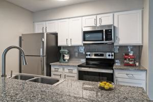 featured image of 3309 Riveroad Ct