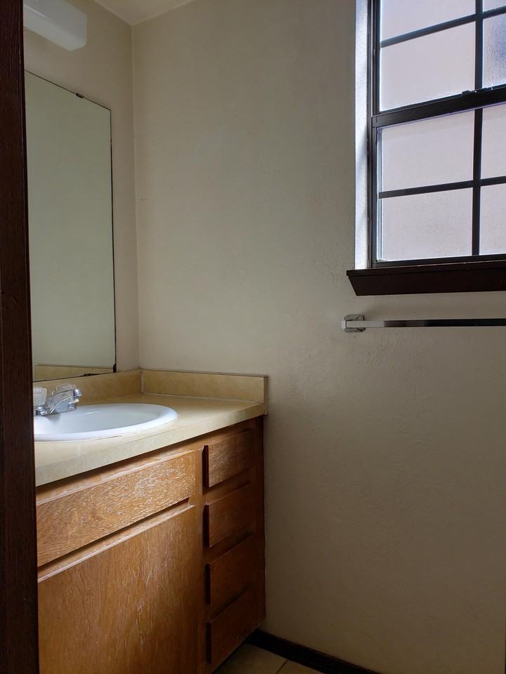 1523 Sacramento Street #1 - Photo 4 of 13